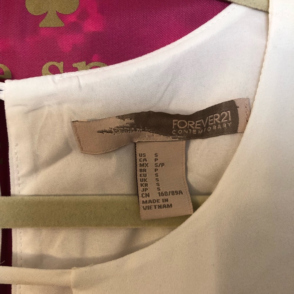 Forever 21 Striped Hem Pleated Shift Dress, White/Black, Size Small, NwoT - Picture 7 of 8